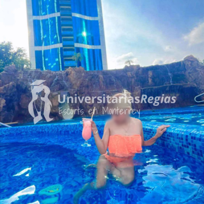 escorts-en-monterrey-universitariasregias-silvia-petite-rubia-12